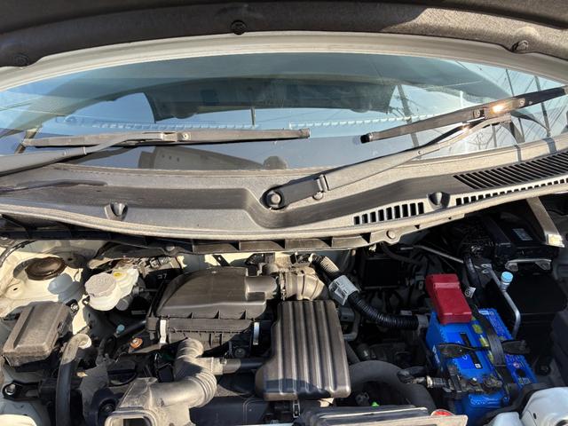 スペーシア ハイブリッドＧ　４ＷＤ・フル装備・ＣＶＴ・Ｉ－ＳＴＯＰ・ＣＤオーディオ・Ｄ側シートヒーター・１４ＡＷ付夏タイヤ・１４ＳＷ付冬タイヤ・パーキングセンサー・デュアルセンサーブレーキサポート・車線逸脱警報システム（17枚目）