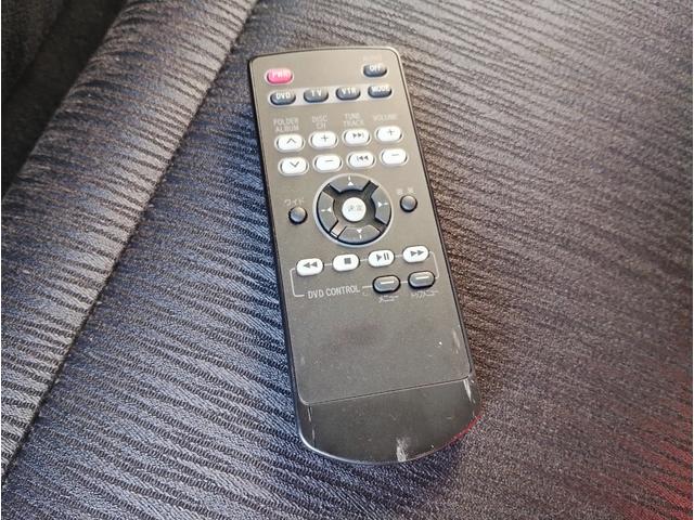 アルファード 240S 4WD・社外HDDナビTV・Bモニター・9インチ後席モニター・CVT・ABS・ETC・Eスタ・純正フルエアロ・純正HID・左側PSD・RヒーターA/C・クリアランスソナー・ダウンサス・7人乗り(17枚目)