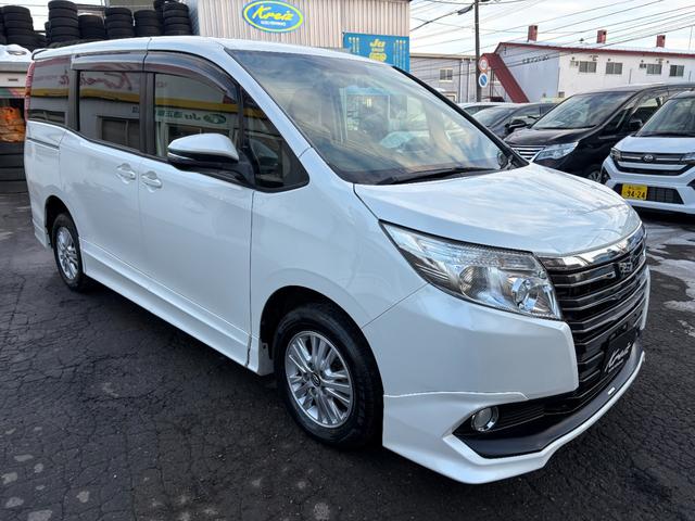 ノア Ｇ　４ＷＤ・車検整備付・ＢＴ付純正９型ナビＴＶ・Ｂカメラ・ＡＢＳ・Ｗ－ＳＲＳ・スマートキー・ＴＲＤエアロ・純正ＬＥＤ・両側ＰＳＤ・ＣＶＴ・７人乗り・フォグ・Ｅスタ・クルコン・ステアＳＷ・ＥＴＣ・Ｒヒーター（6枚目）