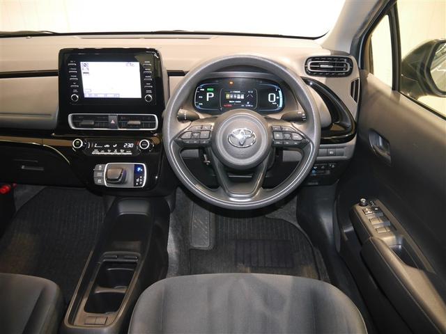 アクア Ｘ　ＡＣ１００Ｖ電源　オートエアコン　ＬＥＤヘッド　クルーズコントロール　ナビ　バックカメラ　ＥＴＣ　サイドエアバッグ　スマートキー　４ＷＤ　盗難防止システム　エアバッグ　メモリーナビ　ＥＳＣ　ＡＢＳ（5枚目）