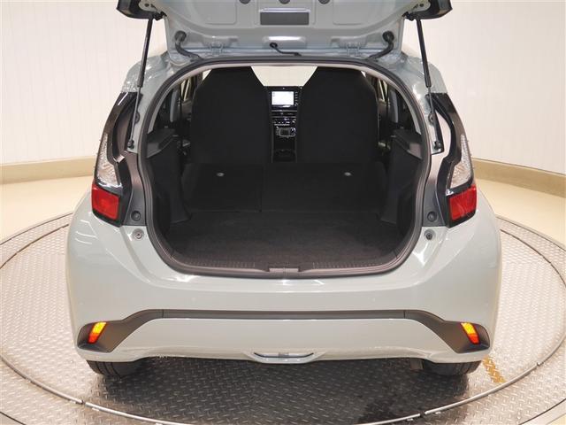 アクア Ｘ　ＡＣ１００Ｖ電源　オートエアコン　ＬＥＤヘッド　クルーズコントロール　ナビ　バックカメラ　ＥＴＣ　サイドエアバッグ　スマートキー　４ＷＤ　盗難防止システム　エアバッグ　メモリーナビ　ＥＳＣ　ＡＢＳ（9枚目）