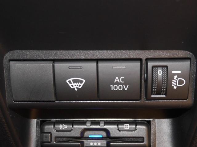 アクア Ｘ　ＡＣ１００Ｖ電源　オートエアコン　ＬＥＤヘッド　クルーズコントロール　ナビ　バックカメラ　ＥＴＣ　サイドエアバッグ　スマートキー　４ＷＤ　盗難防止システム　エアバッグ　メモリーナビ　ＥＳＣ　ＡＢＳ（19枚目）