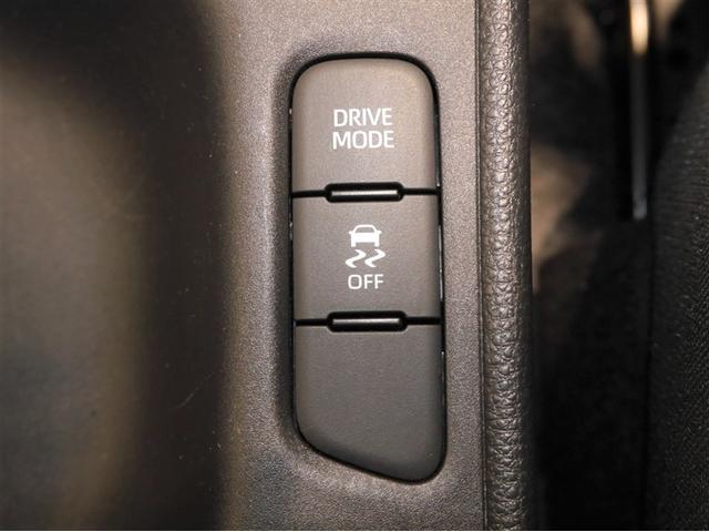 ヤリス Ｘ　追突防止装置　ＶＳＣ　スマートキー＆プッシュスタート　イモビライザー　寒冷地仕様　Ｂカメラ　マニュアルエアコン　ＥＴＣ付　ナビ　Ａクルコン　レンタアップ　４ＷＤ　パワーウインドウ　ＡＢＳ　キーレス（17枚目）