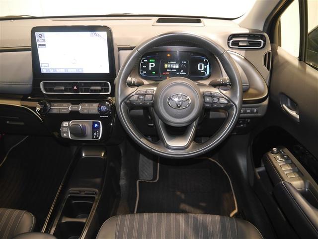 アクア Ｚ　クルコン　ドライブレコーダー　フルセグ　Ｂカメ　横滑り防止装置　盗難防止システム　スマートキー　ＥＴＣ　寒冷地仕様　ＡＣ１００Ｖ電源　ＡＷ　ミュージックプレイヤー接続可　メモリーナビ　オートエアコン（5枚目）