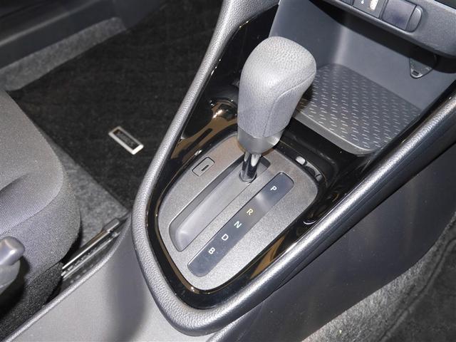 ヤリス G 衝突軽減システム ETC車載器 メモリナビ クルーズコントロール Bカメラ フルセグ ワンオーナー 盗難防止システム 4WD アルミホイール 寒冷地仕様 横滑り防止装置 ミュージックプレイヤー接続可(6枚目)