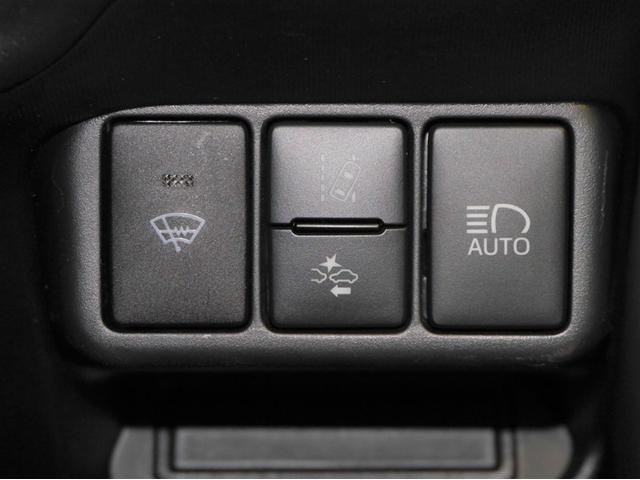 アクア Ｇ　誤発進抑制機能　バックモニタ　ドライブレコーダ　デュアルエアバック　ナビＴＶ　Ｉ－ＳＴＯＰ　パワーウィンドウ　１オーナ－　ＥＳＣ　ＡＴエアコン　ＡＢＳ　パワーステアリング　オートクルーズ　ＥＴＣ（17枚目）