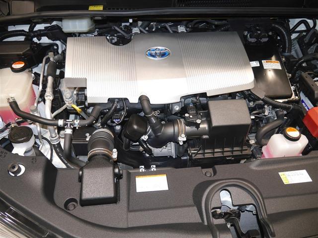 プリウス Ｓ　エアロ　衝突軽減　４ｗｄ　フルセグＴＶ　エアコン　ＬＥＤヘッドライト　バックガイドモニター　クルコン　寒冷地仕様　ＥＴＣ車載器　盗難防止システム　メモリナビ　パワーステアリング　カーテンエアバック（11枚目）