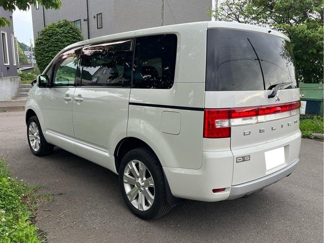 デリカＤ：５ Ｇ　パワーパッケージ　４ＷＤ　ナビ　テレビ　バックカメラ　ＥＴＣ（4枚目）