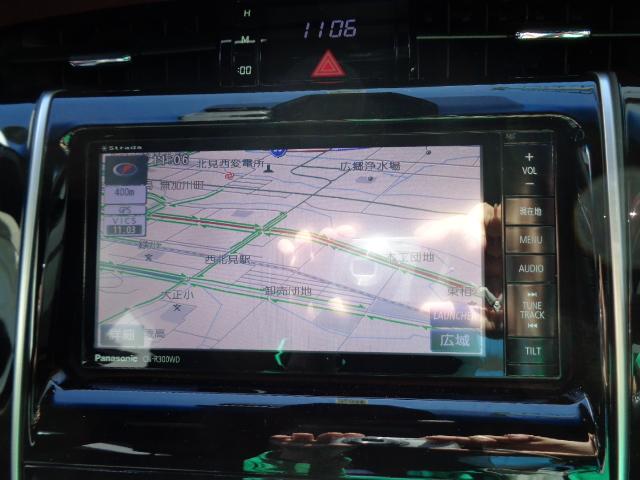 プレミアム 4WD レーダーブレーキ 社外SDナビ(4枚目)