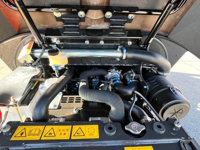 日本 日立　ＺＷ４０－５Ｂ　除雪パッケージ　４ＷＤ　６０ｈｒ　スノータイヤ　スノーバケット　ターボ　ＢＴオーディオ　ＬＥＤ作業灯（17枚目）