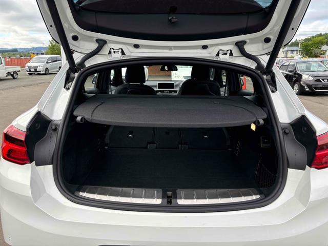 Ｘ２ ｘＤｒｉｖｅ　２０ｉ　ＭスポーツＸ　４ＷＤ　ドラレコ　バックカメラ　クリアランスソナー　クルコン　パドルシフト　ナビ　横滑り防止　スマートキー　ＨＵＤ　シートヒーター　ＡＴ　ＣＤ　オートライト　ターボ　ＢＴ　レーダーブレーキ（8枚目）