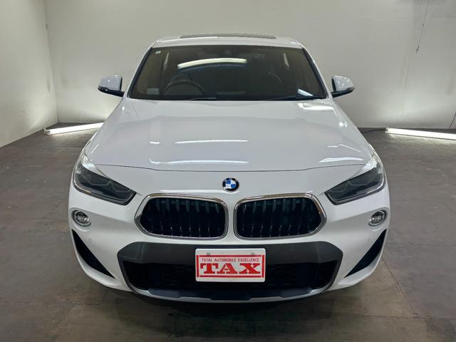 Ｘ２ ｘＤｒｉｖｅ　２０ｉ　ＭスポーツＸ　４ＷＤ　ドラレコ　バックカメラ　クリアランスソナー　クルコン　パドルシフト　ナビ　横滑り防止　スマートキー　ＨＵＤ　シートヒーター　ＡＴ　ＣＤ　オートライト　ターボ　ＢＴ　レーダーブレーキ（22枚目）