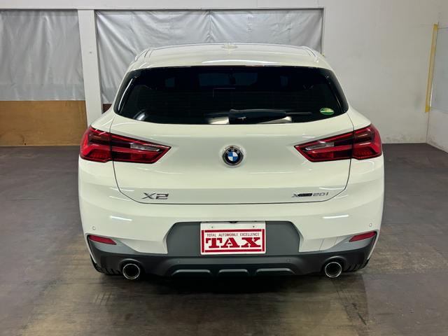 Ｘ２ ｘＤｒｉｖｅ　２０ｉ　ＭスポーツＸ　４ＷＤ　ドラレコ　バックカメラ　クリアランスソナー　クルコン　パドルシフト　ナビ　横滑り防止　スマートキー　ＨＵＤ　シートヒーター　ＡＴ　ＣＤ　オートライト　ターボ　ＢＴ　レーダーブレーキ（24枚目）