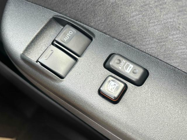 ハイエースワゴン ＧＬ　４ＷＤ　バックカメラ　プリクラッシュセーフティ　　オートマチックハイビーム　スマートキー　衝突安全ボディ　ＡＢＳ　ワイパーデアイサー　リアヒーター　リアクーラ　リアカメラ連動ルームミラー（15枚目）