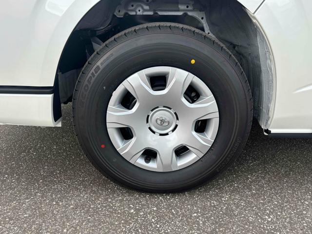 ハイエースワゴン ＧＬ　４ＷＤ　バックカメラ　プリクラッシュセーフティ　　オートマチックハイビーム　スマートキー　衝突安全ボディ　ＡＢＳ　ワイパーデアイサー　リアヒーター　リアクーラ　リアカメラ連動ルームミラー（23枚目）