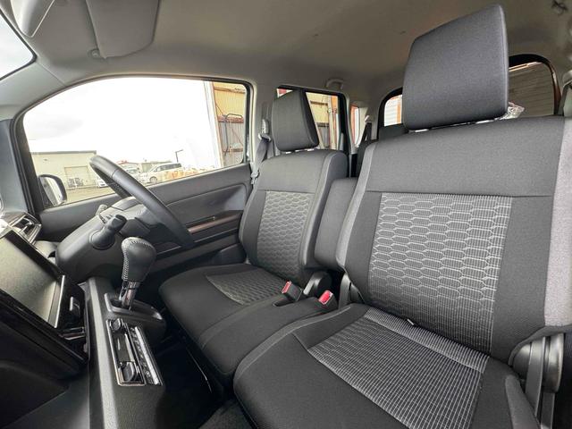 ワゴンＲカスタムＺ ハイブリッドＺＴ　４ＷＤ　レーンキーピング　コーナーセンサー　インタークーラーターボ　横滑り防止　シートヒーター　アイドリングストップ　レーダーブレーキ　クルコン（6枚目）