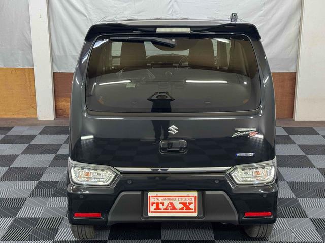 ワゴンＲカスタムＺ ハイブリッドＺＴ　４ＷＤ　レーンキーピング　コーナーセンサー　インタークーラーターボ　横滑り防止　シートヒーター　アイドリングストップ　レーダーブレーキ　クルコン（18枚目）