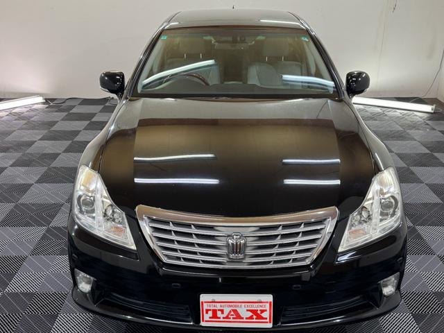 クラウン ロイヤルサルーンｉ－Ｆｏｕｒ　Ｕパッケージ　４ＷＤ　純正ＨＤＤナビ　社外エンジンスターター　全ドアイージークロージャー　クルーズコントロール　フルセグ・ＣＤ・ＤＶＤ　オートライト　バックカメラ　サイドカメラ（26枚目）