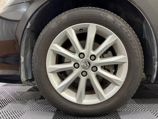 クラウン ロイヤルサルーンｉ－Ｆｏｕｒ　Ｕパッケージ　４ＷＤ　純正ＨＤＤナビ　社外エンジンスターター　全ドアイージークロージャー　クルーズコントロール　フルセグ・ＣＤ・ＤＶＤ　オートライト　バックカメラ　サイドカメラ（30枚目）