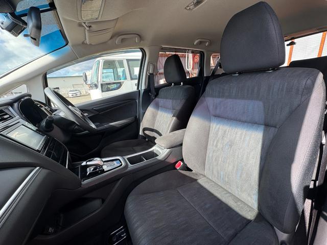 シャトル ハイブリッド ホンダセンシング 4WD ワイパーデアイサー レーンキーピング BTオーディオ 追従クルコン ステアリングスイッチ 純正SDナビ バックカメラ(6枚目)