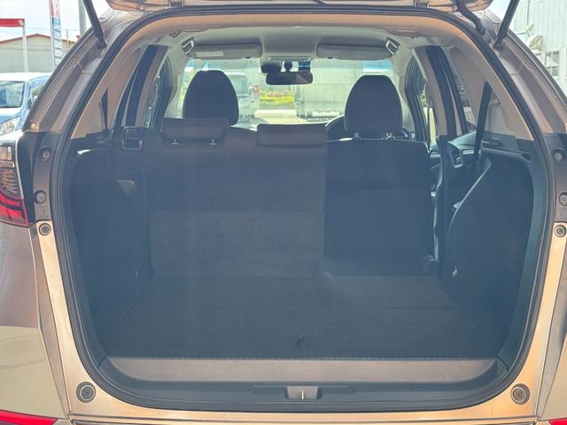 シャトル ハイブリッド ホンダセンシング 4WD ワイパーデアイサー レーンキーピング BTオーディオ 追従クルコン ステアリングスイッチ 純正SDナビ バックカメラ(8枚目)