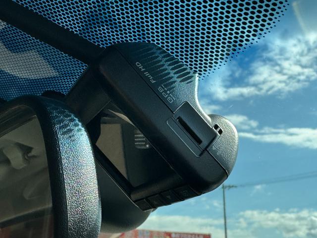 シャトル ハイブリッド ホンダセンシング 4WD ワイパーデアイサー レーンキーピング BTオーディオ 追従クルコン ステアリングスイッチ 純正SDナビ バックカメラ(20枚目)