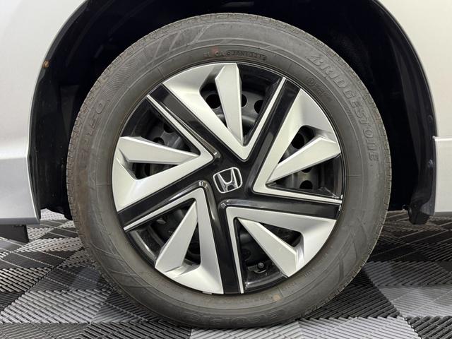 シャトル ハイブリッド ホンダセンシング 4WD ワイパーデアイサー レーンキーピング BTオーディオ 追従クルコン ステアリングスイッチ 純正SDナビ バックカメラ(25枚目)