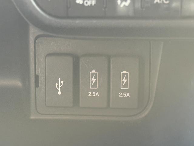 N-BOXカスタム G・EXターボホンダセンシング 4WD ミラーヒーター 純正エンジンスターター 社外足廻り 追従クルコン BT シートヒーター 純正メモリーナビ バックカメラ(18枚目)