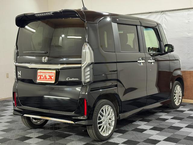 N-BOXカスタム EXターボ 4WD 純正エンジンスターター 電動パーキング コーナーセンサー 追従クルコン 寒冷地仕様 純正メモリーナビ 革シート バックカメラ(2枚目)