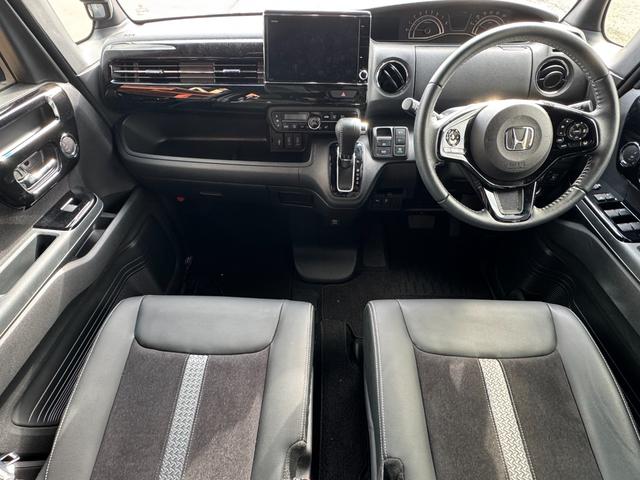 N-BOXカスタム EXターボ 4WD 純正エンジンスターター 電動パーキング コーナーセンサー 追従クルコン 寒冷地仕様 純正メモリーナビ 革シート バックカメラ(3枚目)