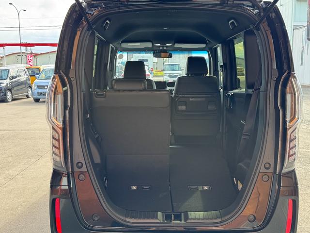 N-BOXカスタム EXターボ 4WD 純正エンジンスターター 電動パーキング コーナーセンサー 追従クルコン 寒冷地仕様 純正メモリーナビ 革シート バックカメラ(8枚目)