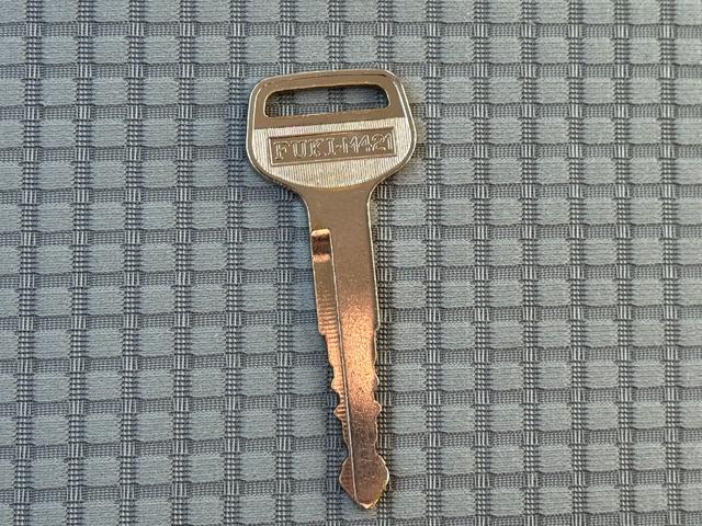 アルト Ｌ　４ＷＤ　寒冷地仕様　横滑り防止　シートヒーター　アイドリングストップ　ＥＴＣ（19枚目）