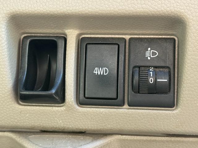 エブリイ ＰＡ　パワステ　エアコン　パートタイム４ＷＤ　５速マニュアル（10枚目）