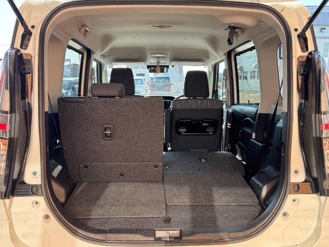 ソリオ ハイブリッドＭＸ　４ＷＤ　社外メモリーナビ　左パワースライドドア　全方位モニター　前席左右シートヒーター　クルーズコントロール　寒冷地仕様　ＥＴＣ（8枚目）