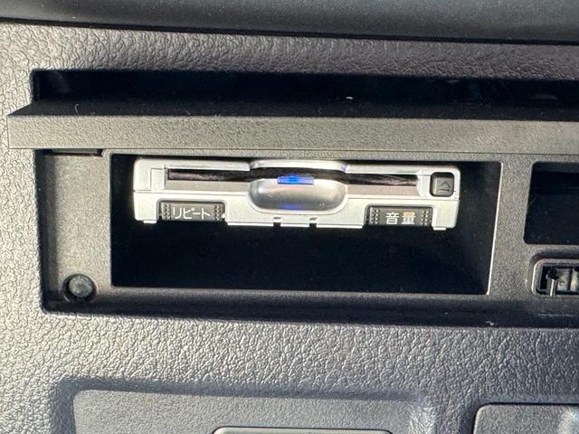 パジェロ ロング　エクシード　４ＷＤ　社外ナビ　クルーズコントロール　フロント・リアフォグ　アクティブスタビリティコントロール　リアヒーター　シートヒーター（16枚目）