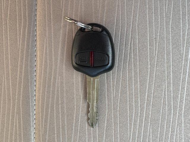 パジェロ ロング　エクシード　４ＷＤ　社外ナビ　クルーズコントロール　フロント・リアフォグ　アクティブスタビリティコントロール　リアヒーター　シートヒーター（27枚目）