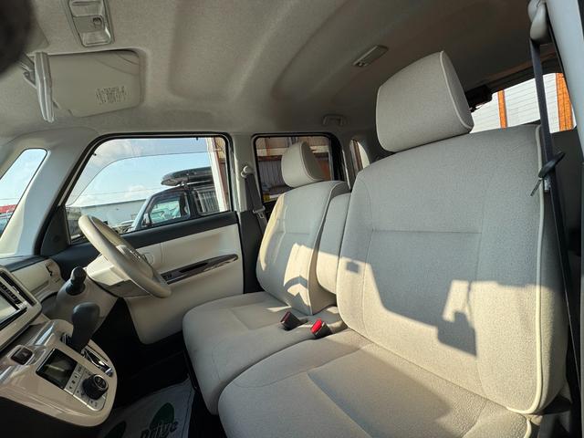 ムーヴキャンバス Ｘメイクアップ　ＳＡＩＩＩ　４ＷＤ　社外ナビ　フルセグＴＶ　ＢＴ　バックカメラ（6枚目）