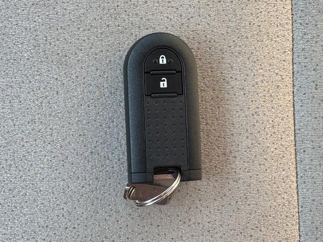 ムーヴキャンバス Ｘメイクアップ　ＳＡＩＩＩ　４ＷＤ　社外ナビ　フルセグＴＶ　ＢＴ　バックカメラ（21枚目）