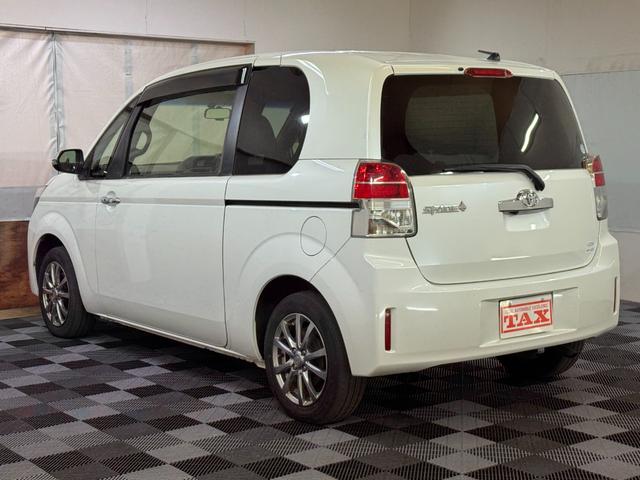 スペイド F クイーン 4WD ワイパーデアイサー 社外メモリーナビ 寒冷地仕様 バックカメラ 左側パワスラ(17枚目)