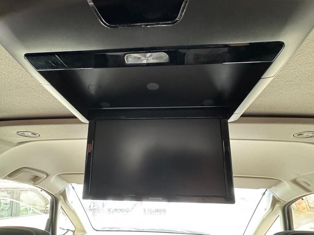 デリカD:5 D パワーパッケージ 4WD アルパイン9インチナビ リアクーラー リアヒーター パドルシフト 10.1インチフリップダウン 両側パワスラ バックカメラ 社外LED(17枚目)