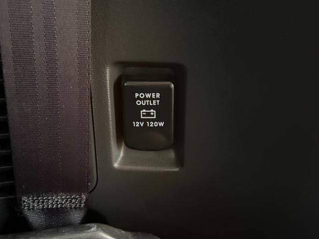 デリカD:5 D パワーパッケージ 4WD アルパイン9インチナビ リアクーラー リアヒーター パドルシフト 10.1インチフリップダウン 両側パワスラ バックカメラ 社外LED(19枚目)