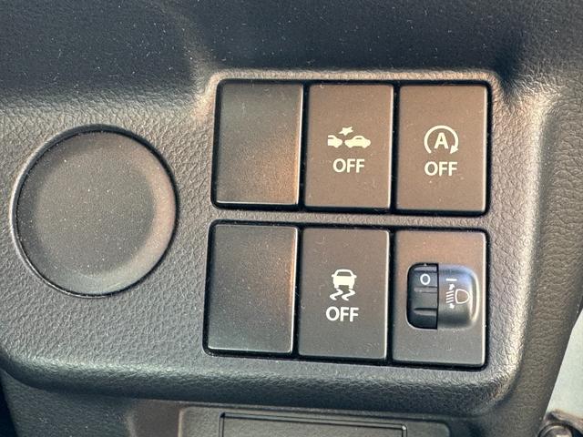 アルト L レーダーブレーキ装着車 4WD 純正CDデッキ AUX 前席シートヒーター ライトレベライザー アイドリングストップ キーレス レーダーブレーキ(11枚目)