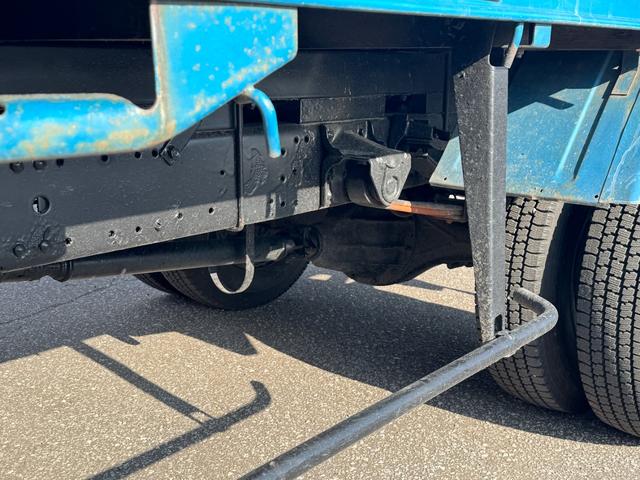 キャンター Ｗキャブロング　２ＷＤ　ＡＭラジオ　ＰＳ　Ｆパワーウィンド　リアヒーター　簡易クレーン２５０ｋｇ吊り（19枚目）