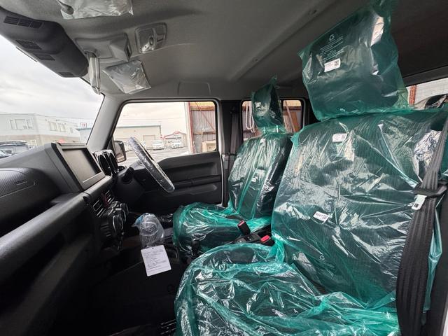 ジムニーノマド ＦＣ　４ＷＤ　ヒルディセントコントロール　トランスファーレバー　追従クルコン　ヘッドライトウォッシャー　コーナーセンサー　前席シートヒーター（6枚目）