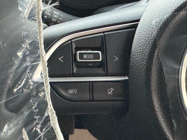 ジムニーノマド ＦＣ　４ＷＤ　ヒルディセントコントロール　トランスファーレバー　追従クルコン　ヘッドライトウォッシャー　コーナーセンサー　前席シートヒーター（12枚目）