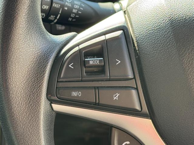 ソリオ ハイブリッドＭＸ　４ＷＤ　社外ナビ　全方位モニター　左パワースライドドア　スズキセーフティサポート　追従クルコン　左右シートヒーター　ステアリングスイッチ　充電ＵＳＢポート　レーンキーピング　ＢＴ（12枚目）