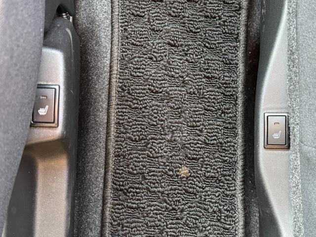 ソリオ ハイブリッドＭＸ　４ＷＤ　社外ナビ　全方位モニター　左パワースライドドア　スズキセーフティサポート　追従クルコン　左右シートヒーター　ステアリングスイッチ　充電ＵＳＢポート　レーンキーピング　ＢＴ（17枚目）