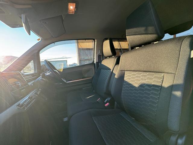 ワゴンＲカスタムＺ ハイブリッドＺＸ　４ＷＤ　コーナーセンサー　追従クルコン　レーンキーピング　ＨＵＤ　ＢＴ　ラジオ　シートヒーター（5枚目）
