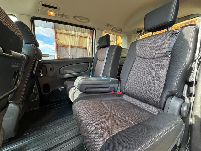 セレナ ハイウェイスター　Ｖセレクション＋セーフティ　４ＷＤ　純正ＳＤナビ　ワンオーナー　フリップダウンモニター　純正エンジンスターター　リアヒーター　バックカメラ　後席モニター　オートライト（7枚目）