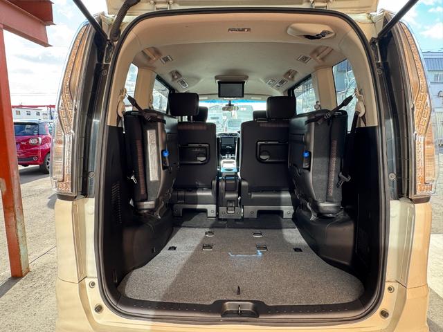 セレナ ハイウェイスター　Ｖセレクション＋セーフティ　４ＷＤ　純正ＳＤナビ　ワンオーナー　フリップダウンモニター　純正エンジンスターター　リアヒーター　バックカメラ　後席モニター　オートライト（8枚目）